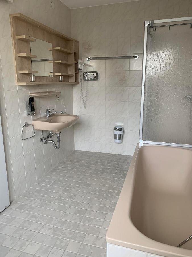 Hotel Pension Schwansee 슈방가우 외부 사진