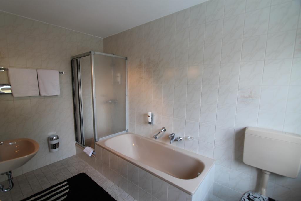 Hotel Pension Schwansee 슈방가우 객실 사진