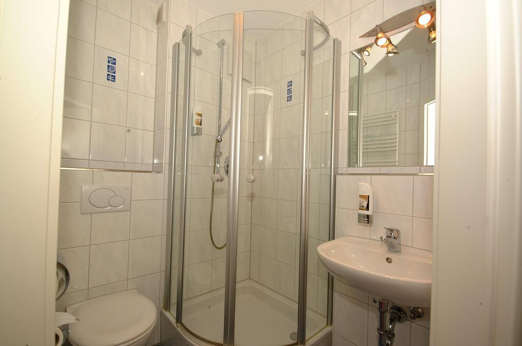 Hotel Pension Schwansee 슈방가우 객실 사진
