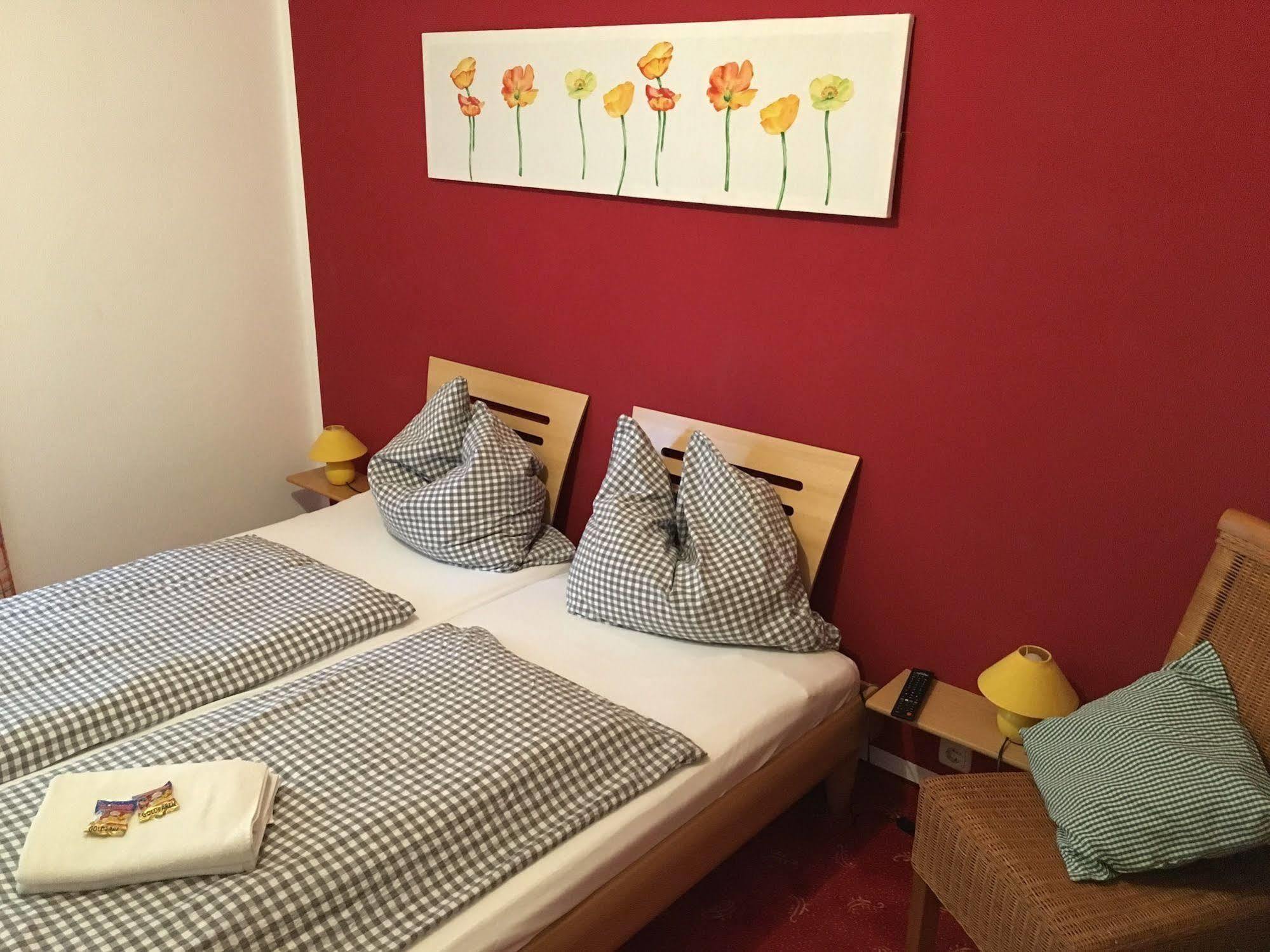 Hotel Pension Schwansee 슈방가우 외부 사진